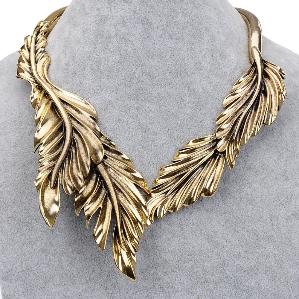 Women's Gold Alloy Statement Collar Bib Necklace Fringe Canine Shape - Picture 3 of 5